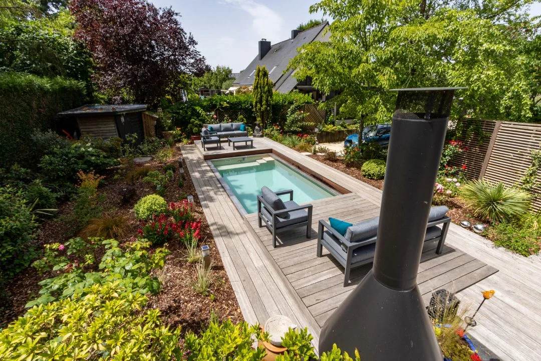 petite-piscine-creusee-urbaine Exemple de petite piscine creusée