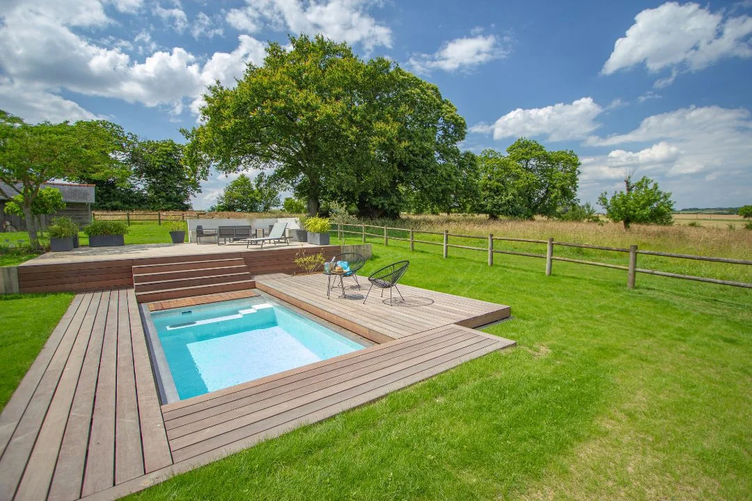 piscine-sans-permis-de-construire-maison Terrasse coulissante piscine adaptée aux zones urbaines